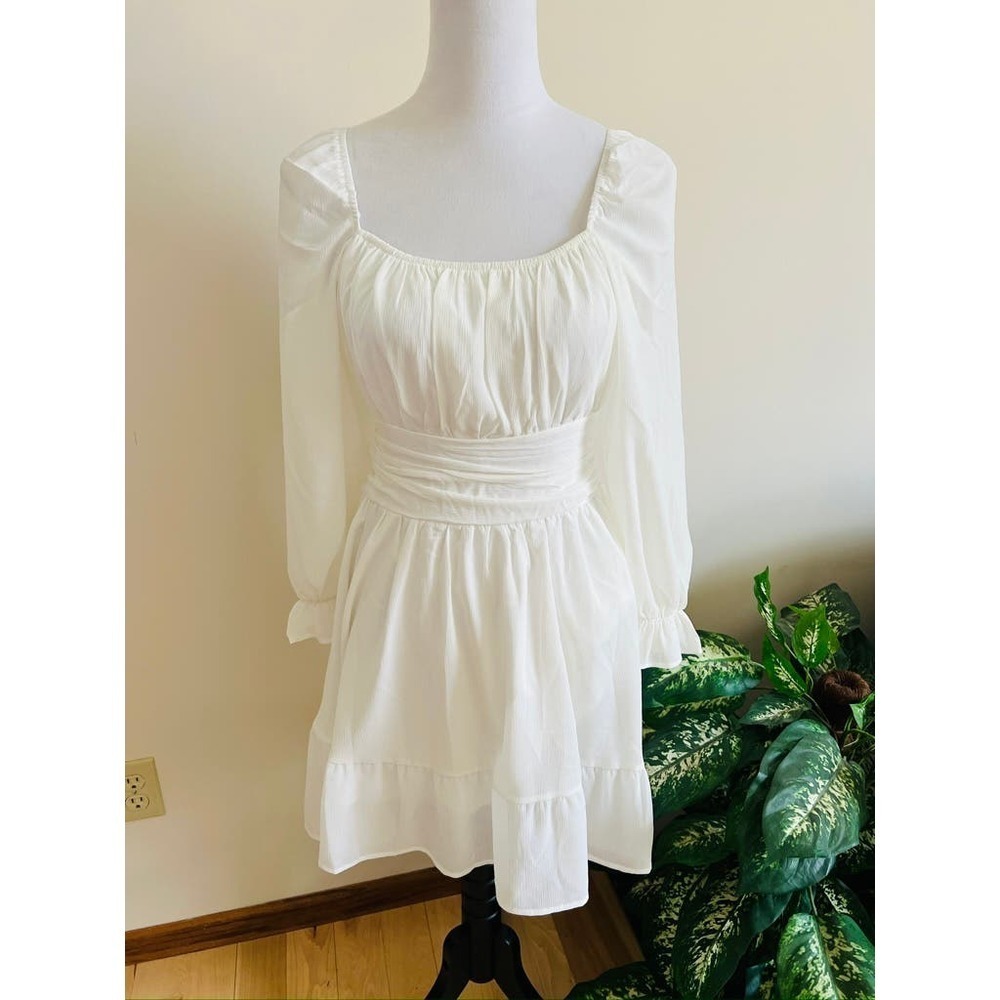 Exlura White Long Sleeve Tie Back Dress